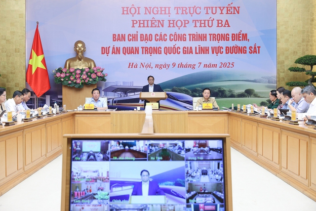 Thủ tướng yêu cầu chú trọng tái định cư, giải phóng mặt bằng cho các dự án đường sắt- Ảnh 1. Thủ tướng yêu cầu chú trọng tái định cư, giải phóng mặt bằng cho các dự án đường sắt- Ảnh 1.