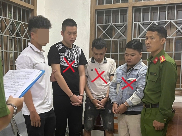 Cướp tài sản của 'đối thủ' sau cuộc sát phạt bằng Poker - Ảnh 1.
