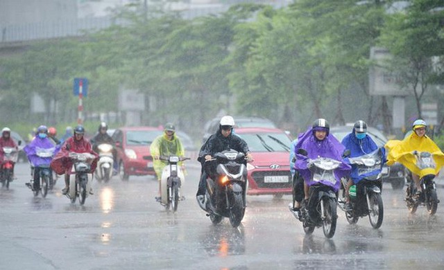 Miền Bắc duy trì mưa dông, miền Trung nắng nóng- Ảnh 2. Miền Bắc duy trì mưa dông, miền Trung nắng nóng- Ảnh 2.