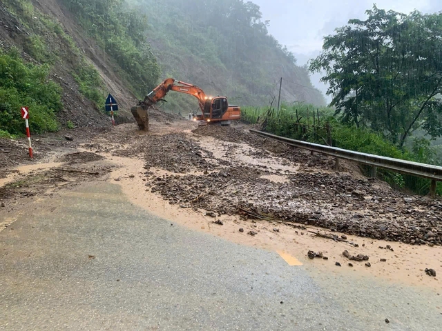 Mưa lớn ở Điện Biên khiến 19 người chết, mất tích và bị thương- Ảnh 2. Mưa lớn ở Điện Biên khiến 19 người chết, mất tích và bị thương- Ảnh 2.
