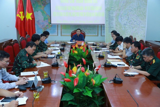 Mưa lũ ở Điện Biên: Phó Thủ tướng trực tiếp có mặt chỉ đạo công tác cứu hộ, khắc phục hậu quả- Ảnh 1. Mưa lũ ở Điện Biên: Phó Thủ tướng trực tiếp có mặt chỉ đạo công tác cứu hộ, khắc phục hậu quả- Ảnh 1.