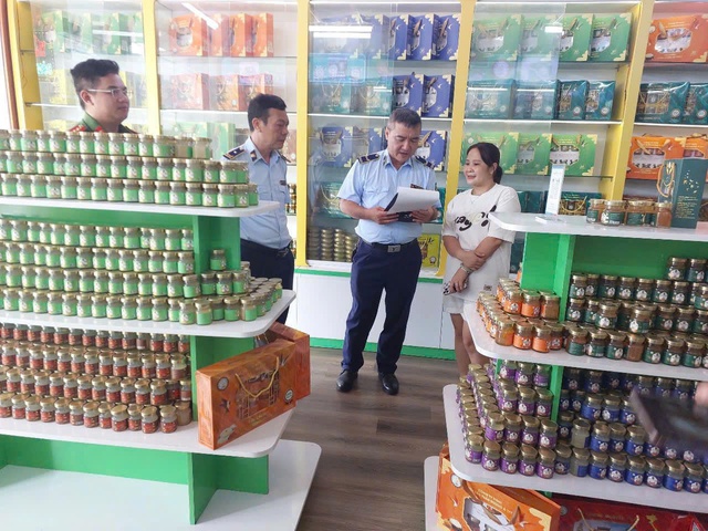 Khởi tố Giám đốc công ty vì sản xuất yến sào giả- Ảnh 1. Khởi tố Giám đốc công ty vì sản xuất yến sào giả- Ảnh 1.
