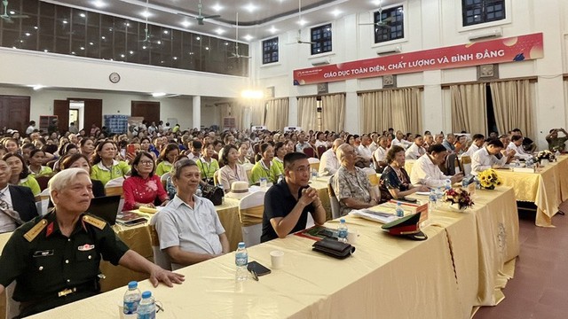 Diễn giả Lão Nhà Quê chia sẻ cách sống khỏe tại Hội nghị Dưỡng Sinh Tâm Thể- Ảnh 2. Diễn giả Lão Nhà Quê chia sẻ cách sống khỏe tại Hội nghị Dưỡng Sinh Tâm Thể- Ảnh 2.