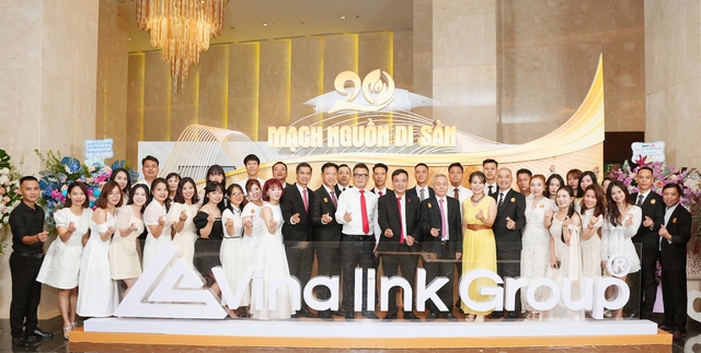 20 năm Vinalink Group: Hành trình kiến tạo giá trị và phụng sự cộng đồng- Ảnh 1. 20 năm Vinalink Group: Hành trình kiến tạo giá trị và phụng sự cộng đồng- Ảnh 1.