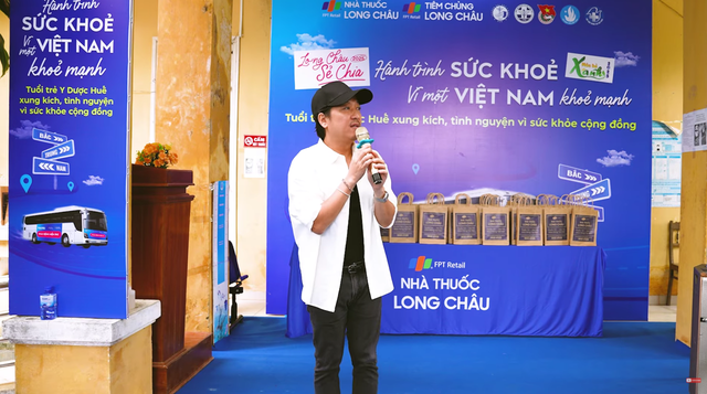 'Long Châu sẻ chia - Hành trình sức khỏe' mang yêu thương và dịch vụ y tế đến với bà con A Lưới, TP Huế- Ảnh 4.