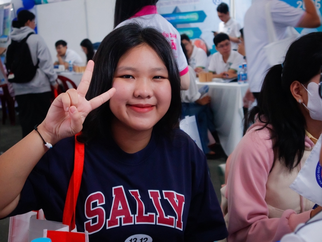 Điểm chuẩn đại học 2025: Lộ diện danh sách trường công bố sớm- Ảnh 1. Điểm chuẩn đại học 2025: Lộ diện danh sách trường công bố sớm- Ảnh 1.