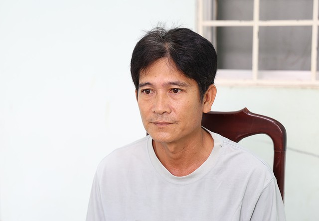 Bắt đối tượng truy nã đặc biệt, lừa đảo bằng sổ đỏ giả- Ảnh 1.