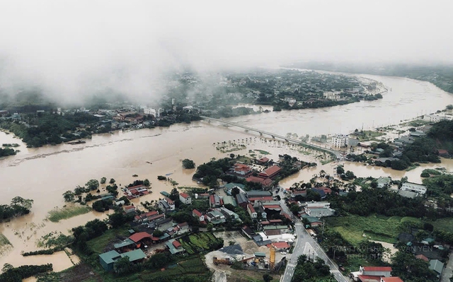 Thiên tai gia tăng, bão và mưa lớn diễn biến phức tạp trong tháng 8- Ảnh 2. Thiên tai gia tăng, bão và mưa lớn diễn biến phức tạp trong tháng 8- Ảnh 2.