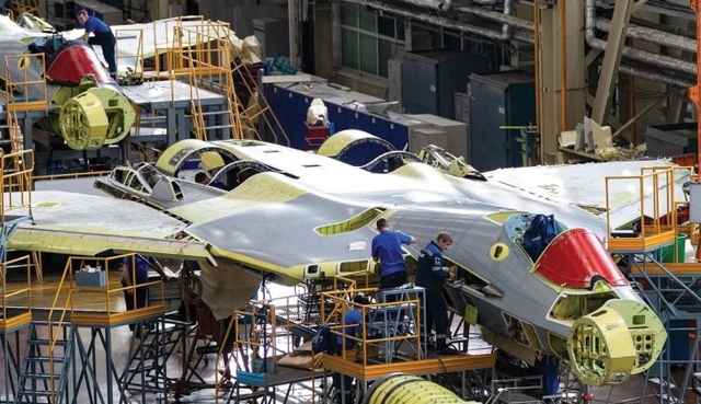 Tiêm kích Su-57 tăng mạnh về số lượng- Ảnh 1.