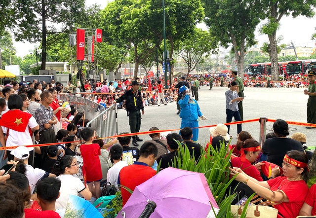 Hình ảnh mới nhất về các khối diễu binh, diễu hành tập kết vào vị trí trước giờ tổng hợp luyện- Ảnh 10.