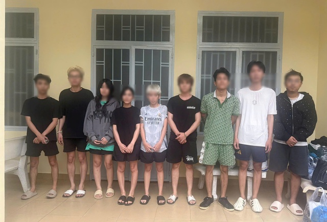 TPHCM: Triệt phá đường dây buôn bán khí cười từ Bắc và Nam do nữ quái cầm đầu- Ảnh 6. TPHCM: Triệt phá đường dây buôn bán khí cười từ Bắc và Nam do nữ quái cầm đầu- Ảnh 6.