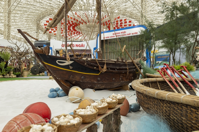 Bổ sung khu trưng bày máy móc, trang thiết bị đặc sắc tại Triển lãm thành tựu đất nước- Ảnh 2. Bổ sung khu trưng bày máy móc, trang thiết bị đặc sắc tại Triển lãm thành tựu đất nước- Ảnh 2.