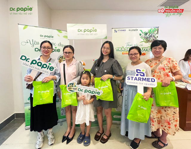 Gạc Dr.Papie được mẹ Việt tin chọn trong chăm sóc khoang miệng, phòng ngừa tưa lưỡi cho bé- Ảnh 3. Gạc Dr.Papie được mẹ Việt tin chọn trong chăm sóc khoang miệng, phòng ngừa tưa lưỡi cho bé- Ảnh 3.