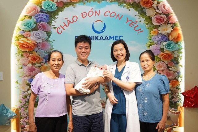 Truyền ối: Kỹ thuật can thiệp bào thai cứu sống thai nhi thiểu ối nặng- Ảnh 1. Truyền ối: Kỹ thuật can thiệp bào thai cứu sống thai nhi thiểu ối nặng- Ảnh 1.