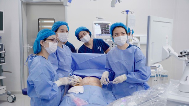 Truyền ối: Kỹ thuật can thiệp bào thai cứu sống thai nhi thiểu ối nặng- Ảnh 2. Truyền ối: Kỹ thuật can thiệp bào thai cứu sống thai nhi thiểu ối nặng- Ảnh 2.