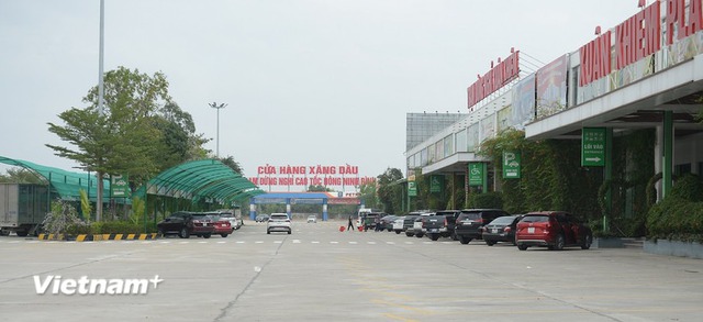 Vị trí các trạm dừng nghỉ trên tuyến cao tốc Bắc-Nam phục vụ dịp nghỉ 2/9- Ảnh 1. Vị trí các trạm dừng nghỉ trên tuyến cao tốc Bắc-Nam phục vụ dịp nghỉ 2/9- Ảnh 1.