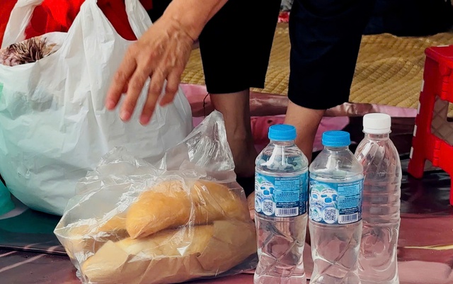 Người phụ nữ cả 4 lần đi xem hợp luyện, sơ duyệt và tổng duyệt diễu binh, diễu hành- Ảnh 2.