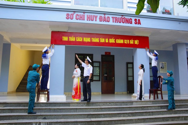 ‘Lá chắn thép’ nơi đầu sóng hướng về ngày Quốc khánh 2/9- Ảnh 1. ‘Lá chắn thép’ nơi đầu sóng hướng về ngày Quốc khánh 2/9- Ảnh 1.