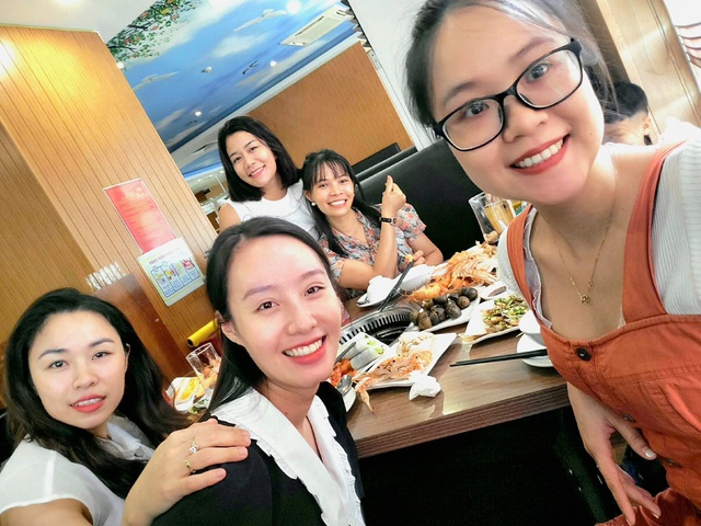 Nhiều nhà hàng buffet đồng loạt tăng giá dịp lễ Quốc khánh 2/9- Ảnh 3. Nhiều nhà hàng buffet đồng loạt tăng giá dịp lễ Quốc khánh 2/9- Ảnh 3.