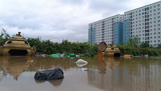Lũ trên các sông dâng cao, cảnh báo ngập úng vùng trũng thấp Hà Nội- Ảnh 2. Lũ trên các sông dâng cao, cảnh báo ngập úng vùng trũng thấp Hà Nội- Ảnh 2.