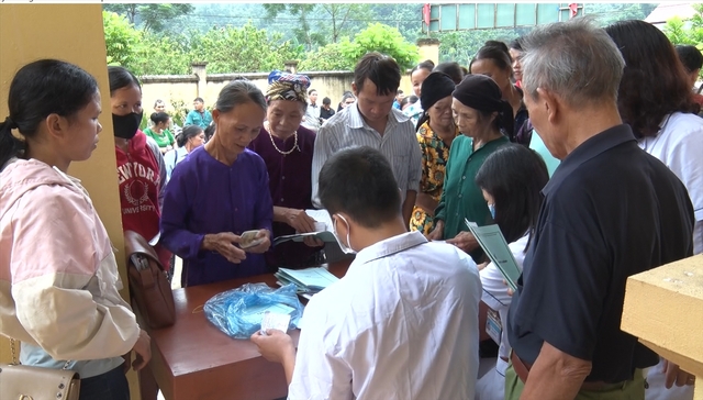 Đồng bào dân tộc thiểu số Lạng Sơn tiếp cận tốt hơn với dịch vụ y tế địa phương- Ảnh 1.