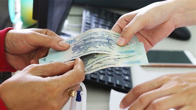 Luật Việc làm 2025: Đối tượng nào sẽ bị cắt trợ cấp thất nghiệp?- Ảnh 1.
Luật Việc làm 2025: Đối tượng nào sẽ bị cắt trợ cấp thất nghiệp?- Ảnh 1.