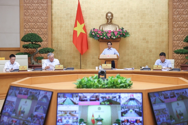 Thủ tướng: Táo bạo, thần tốc hơn nữa, hướng tới hoàn thành mục tiêu năm 2025- Ảnh 1.