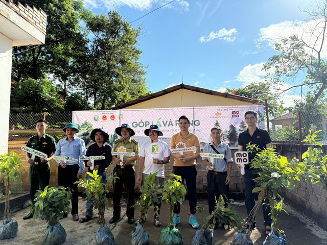 Trồng 60.000 cây bản địa phục hồi rừng ở Sơn La- Ảnh 2. Trồng 60.000 cây bản địa phục hồi rừng ở Sơn La- Ảnh 2.