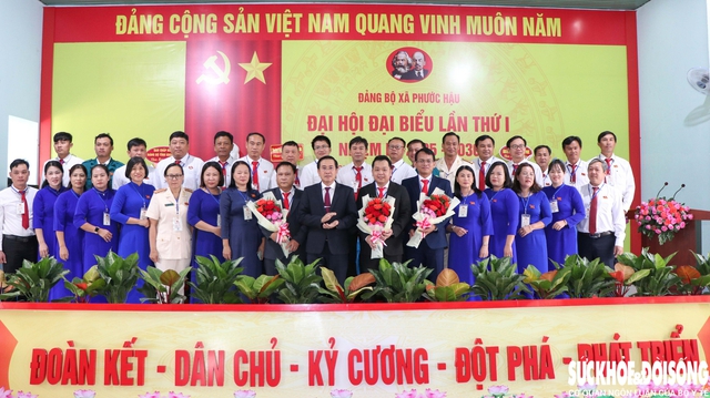 Nhiều địa phương ở Khánh Hòa tổ chức Đại hội đại biểu Đảng bộ lần thứ nhất, nhiệm kỳ 2025 - 2030- Ảnh 3. Nhiều địa phương ở Khánh Hòa tổ chức Đại hội đại biểu Đảng bộ lần thứ nhất, nhiệm kỳ 2025 - 2030- Ảnh 3.