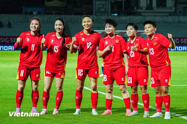 AFF Cup nữ 2025: Đội tuyển Việt Nam sớm giành vé bán kết?- Ảnh 1. AFF Cup nữ 2025: Đội tuyển Việt Nam sớm giành vé bán kết?- Ảnh 1.