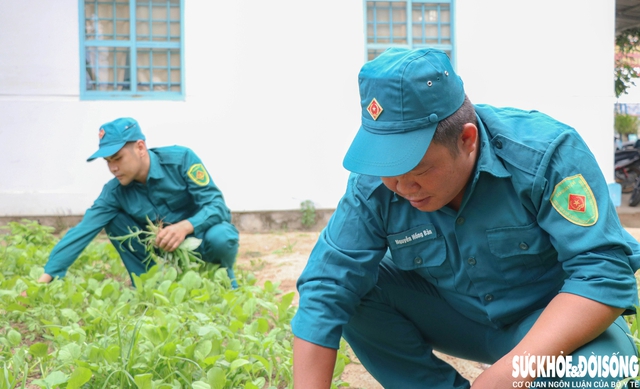 Những chiến sĩ 'sao vuông' thầm lặng hiến máu cứu người- Ảnh 3. Những chiến sĩ 'sao vuông' thầm lặng hiến máu cứu người- Ảnh 3.