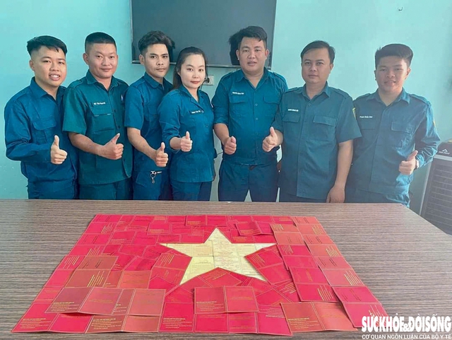 Những chiến sĩ 'sao vuông' thầm lặng hiến máu cứu người- Ảnh 4. Những chiến sĩ 'sao vuông' thầm lặng hiến máu cứu người- Ảnh 4.