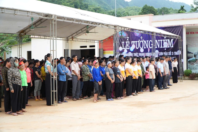 Lào Cai tổ chức lễ tưởng niệm 1 năm ngày mất của 67 nạn nhân trong thảm họa tại Làng Nủ- Ảnh 1. Lào Cai tổ chức lễ tưởng niệm 1 năm ngày mất của 67 nạn nhân trong thảm họa tại Làng Nủ- Ảnh 1.
