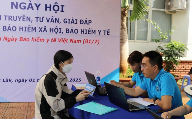 Đưa bảo hiểm y tế đến gần hơn với người dân vùng sâu vùng xa- Ảnh 2.