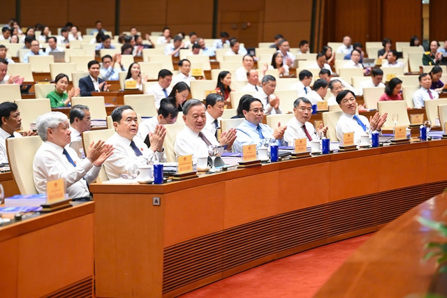Tổng Bí thư: 'Bình dân học vụ số – Quốc hội số' là nền tảng cho việc học tập suốt đời của cán bộ- Ảnh 1. Tổng Bí thư: 'Bình dân học vụ số – Quốc hội số' là nền tảng cho việc học tập suốt đời của cán bộ- Ảnh 1.