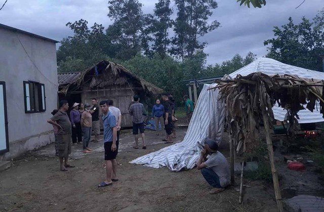 Vì sao ở trong nhà cũng bị sét đánh?- Ảnh 2. Vì sao ở trong nhà cũng bị sét đánh?- Ảnh 2.
