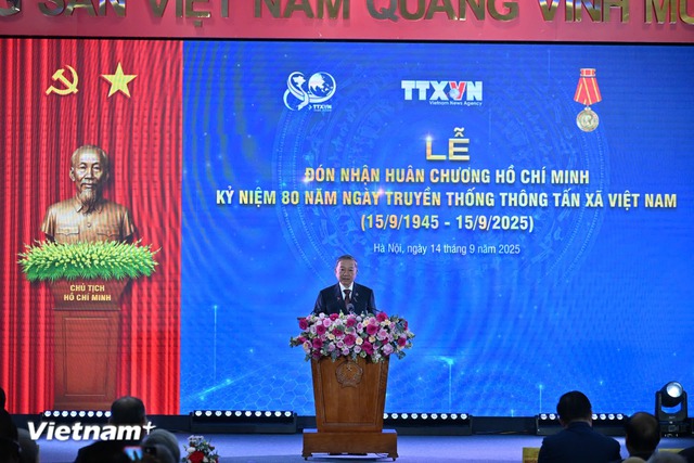 Thông tấn xã Việt Nam vinh dự nhận Huân chương Hồ Chí Minh lần thứ 3- Ảnh 1.
