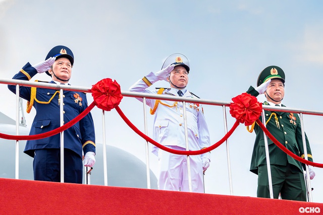 Ấn tượng hình ảnh buổi diễu binh trên biển trong đại lễ mừng Quốc khánh- Ảnh 1. Ấn tượng hình ảnh buổi diễu binh trên biển trong đại lễ mừng Quốc khánh- Ảnh 1.
