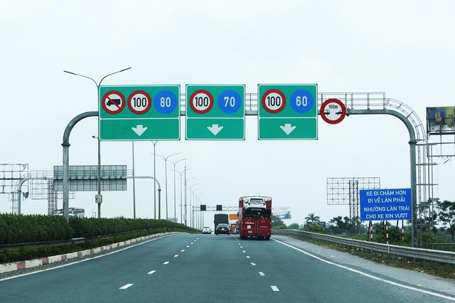 8 đoạn, tuyến cao tốc nào áp dụng phân làn mới, thay đổi tốc độ xe chạy?- Ảnh 2.