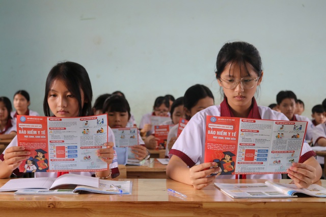 Học sinh vùng sâu, vùng xa: Giảm gánh nặng đóng BHYT, mở rộng cơ hội chăm sóc sức khỏe- Ảnh 2.