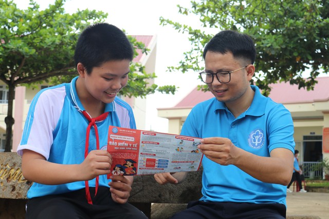 Học sinh vùng sâu, vùng xa: Giảm gánh nặng đóng BHYT, mở rộng cơ hội chăm sóc sức khỏe- Ảnh 1.