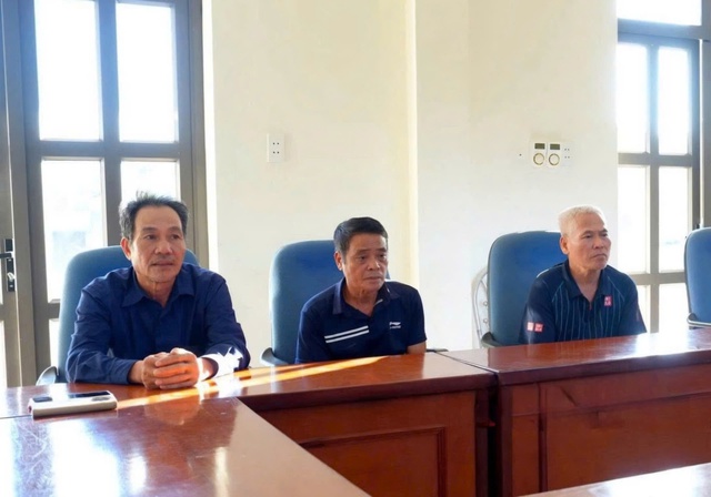 Khởi tố 3 bảo vệ hành hung người lái xe ôm trước cổng Bệnh viện đa khoa số 1 tỉnh Lào Cai- Ảnh 1.