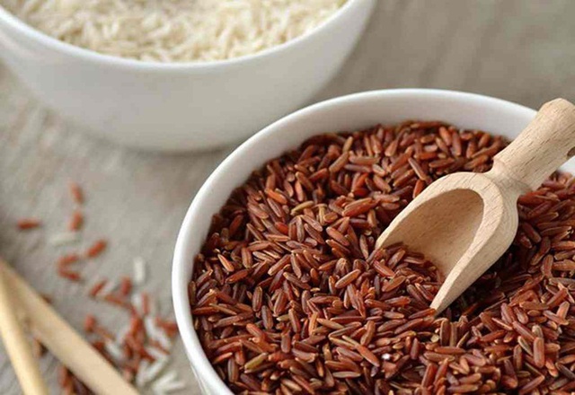 Ngày nào cũng ăn cơm gạo lứt có tốt không?- Ảnh 1.
