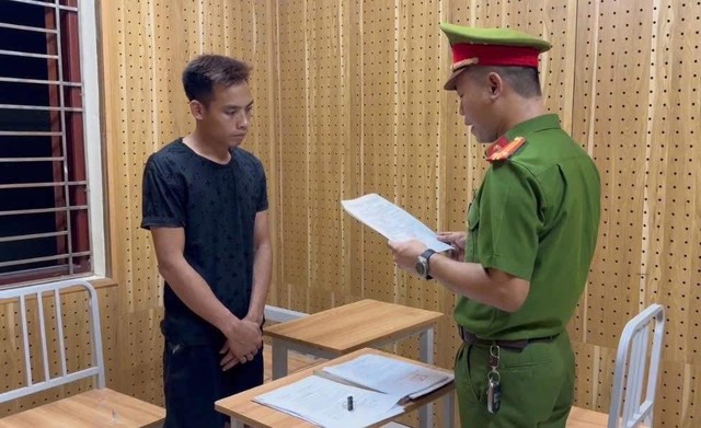 Khởi tố 3 đối tượng trong vụ hành hung người giúp đỡ nạn nhân tai nạn giao thông- Ảnh 2.