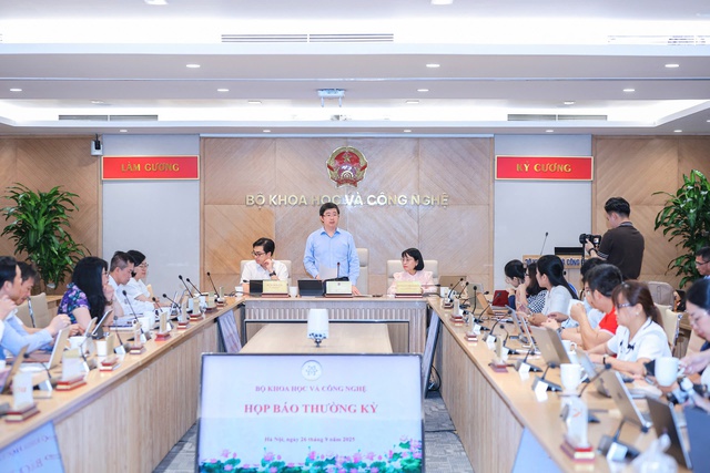 Sắp có Tuần lễ Số quốc tế Việt Nam 2025 với chủ đề 'Thể chế AI'- Ảnh 3.