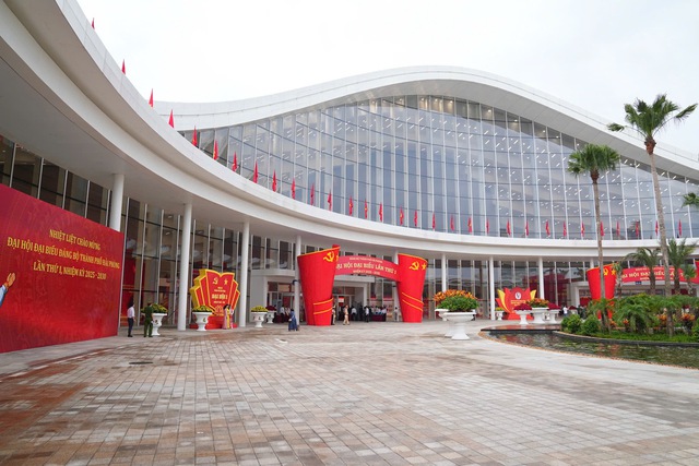 Đại hội Đại biểu Đảng bộ thành phố Hải Phòng lần thứ I (2025-2030) bước vào ngày làm việc thứ nhất- Ảnh 5.