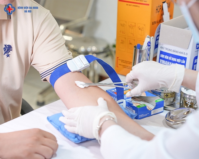 Bệnh viện Đa khoa Hà Nội phát hiện và điều trị thành công ca suy gan do viêm gan B tiến triển- Ảnh 3.