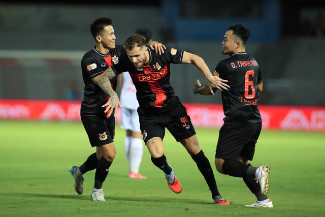 Vòng 5 V-League: Ninh Bình đứt mạch thắng, Công an Hà Nội 'quật ngã' Nam Định- Ảnh 1.