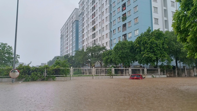 Nhiều khu vực mưa rất lớn do ảnh hưởng của bão số 10- Ảnh 2.