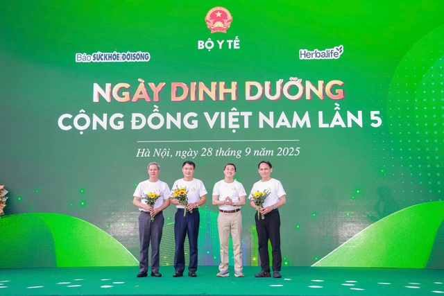 Ngày Dinh dưỡng cộng đồng Việt Nam lần 5: Ngọn lửa nhỏ góp phần thổi bùng lên các phong trào nâng cao sức khỏe- Ảnh 3. Ngày Dinh dưỡng cộng đồng Việt Nam lần 5: Ngọn lửa nhỏ góp phần thổi bùng lên các phong trào nâng cao sức khỏe- Ảnh 3.